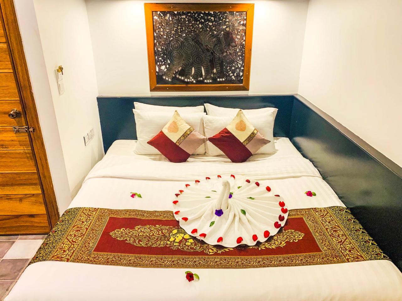 1004 Boutique Hotel Siem Reap Luaran gambar